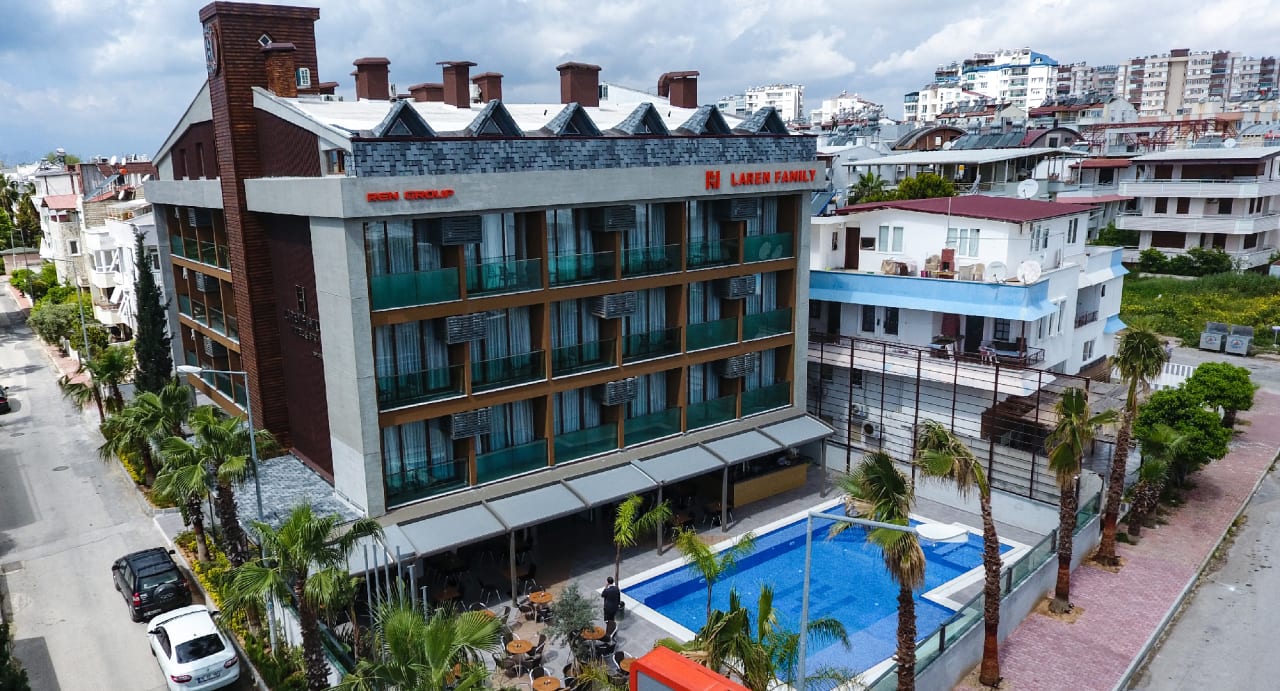 Außenansicht Laren Family Hotel & SPA (Boutique Class)