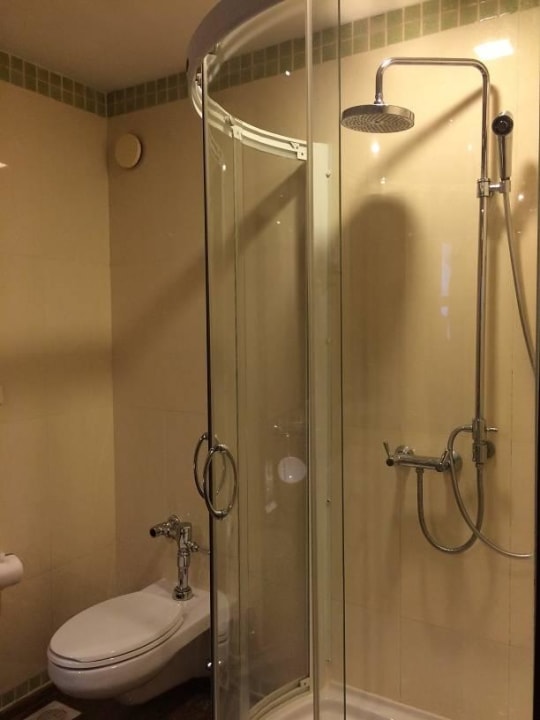 Shower zone Hotel Grand Pacific Sovereign Resort & Spa