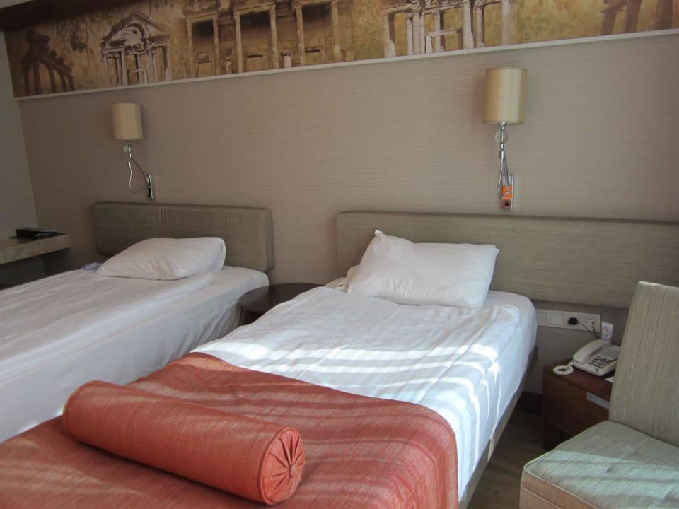 Номер стандарт с боковым видом на мор Commodore Elite Suites & Spa - Adults only