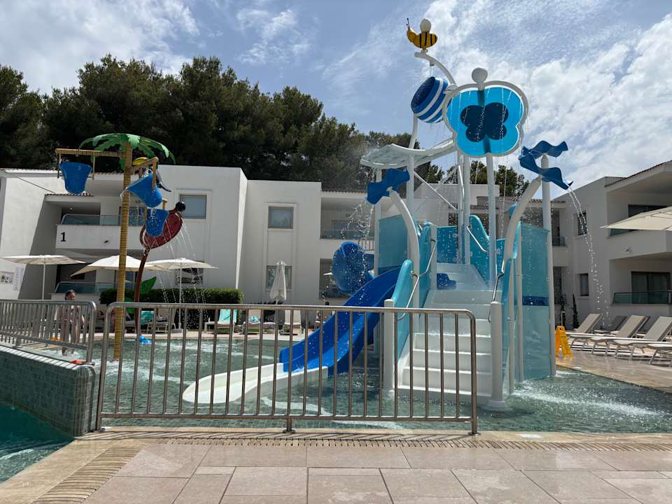 Pool Iberostar Selection Playa de Muro Village