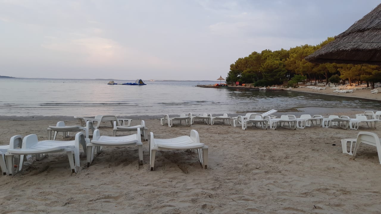 Strand Pine Beach Pakostane