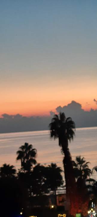 Strand Side Star Beach