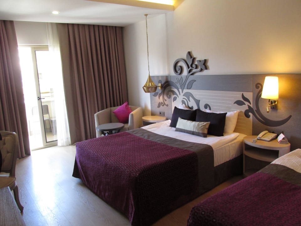 Doppelzimmer Kirman Belazur Resort & Spa