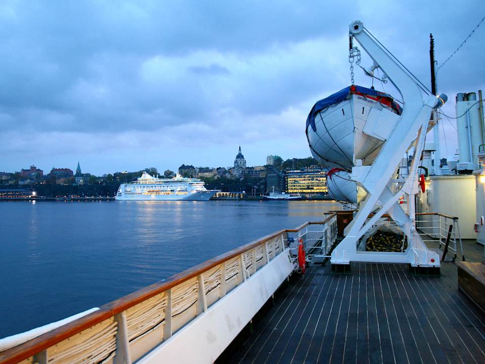 Hostel wieczorową porą M/S Birger Jarl Hostel & Hotel