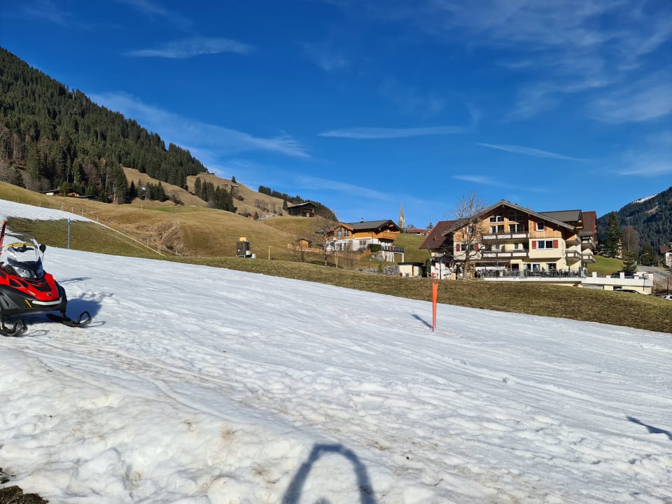 Außenansicht Hotel Steinbock