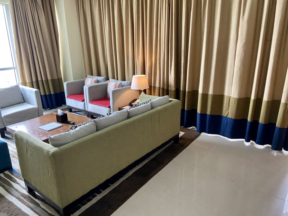 Zimmer Ramada Downtown Dubai