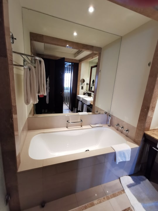 Zimmer Palace Downtown