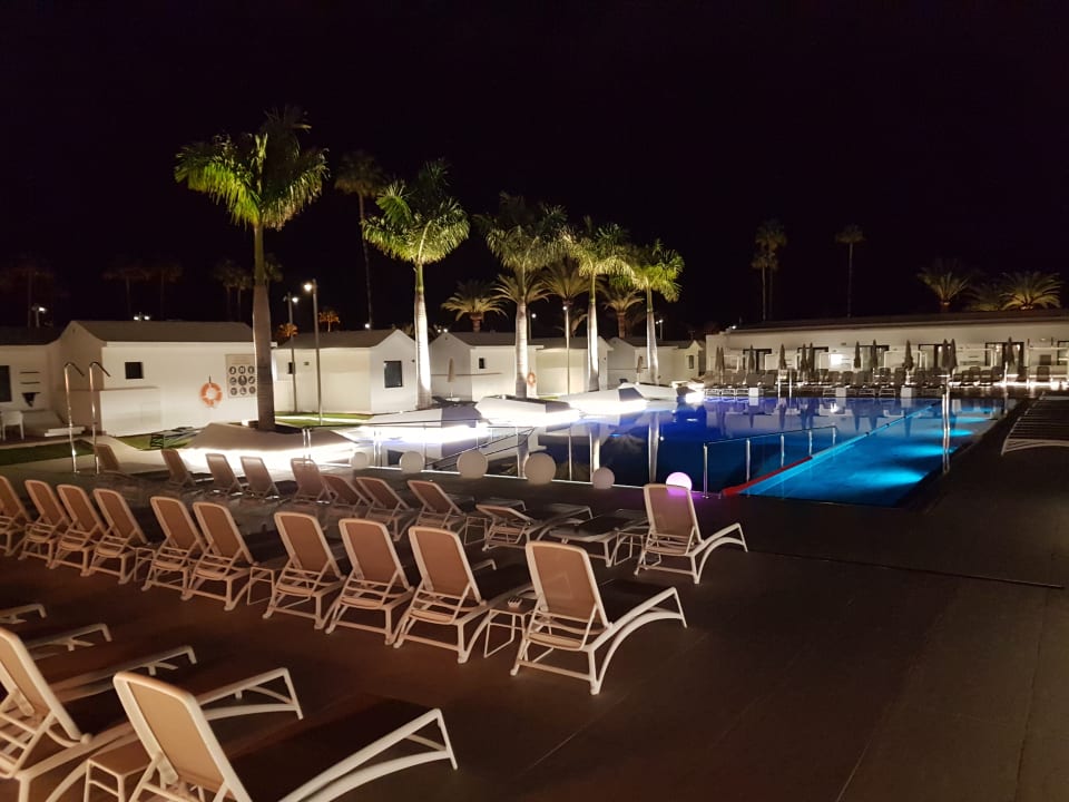 Pool Club Maspalomas Suites & SPA