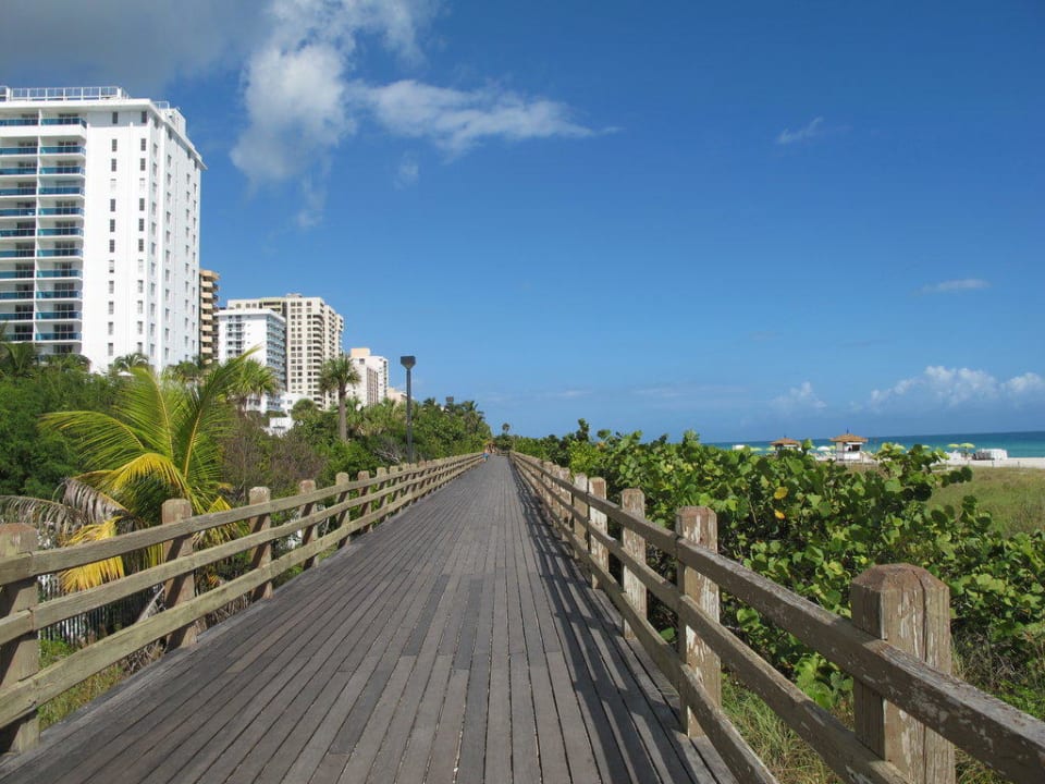 Board Walk vorm Haus Hotel Riu Plaza Miami Beach
