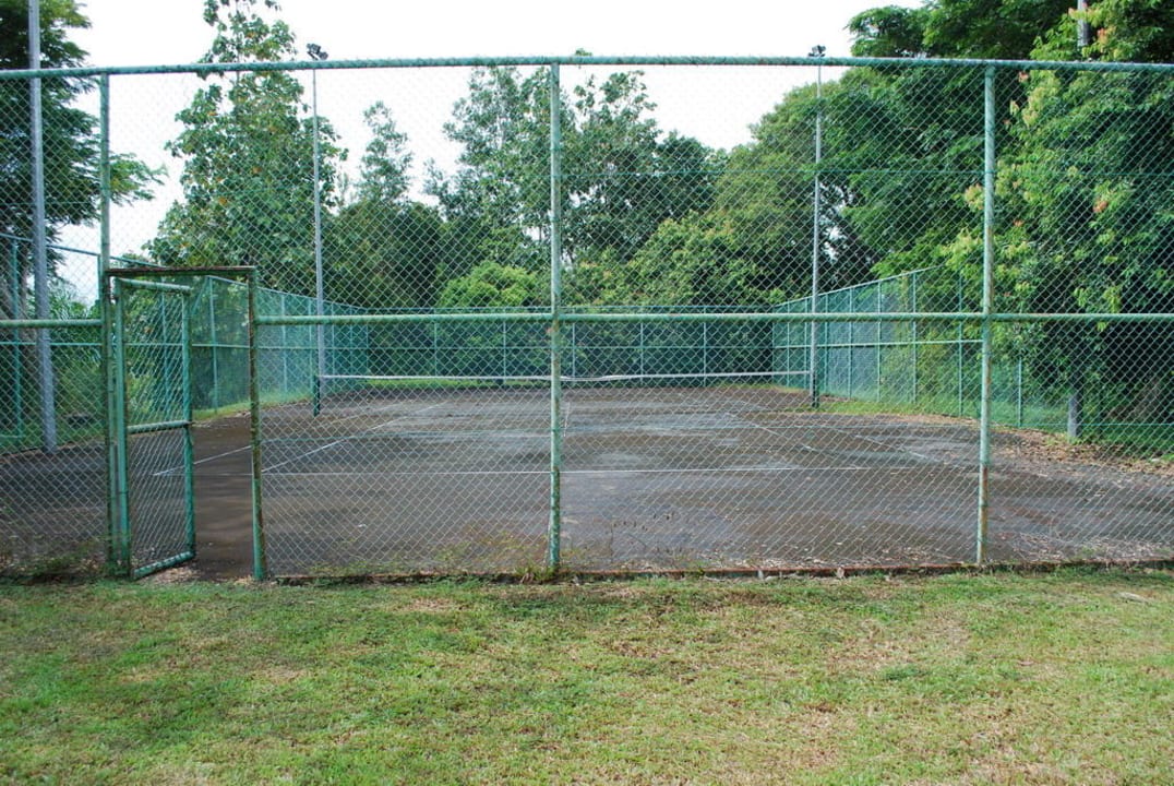 Alter Tennisplatz Aiman Batang Ai Resort & Retreat