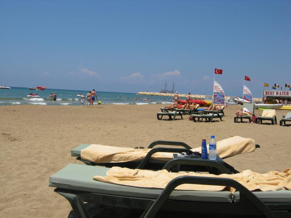 Strand Port Side Resort Hotel