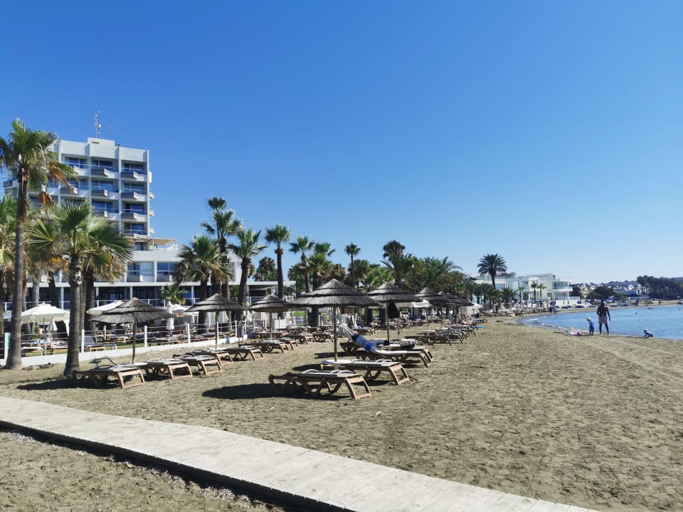Außenansicht The Golden Bay Beach Hotel