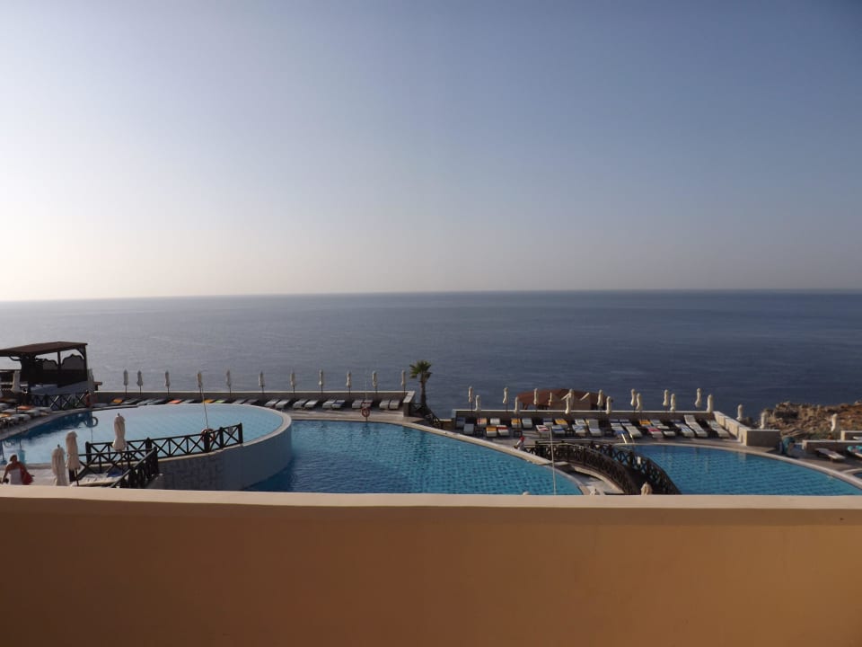 Der schöne große Pool Hotel Kalithea Horizon Royal