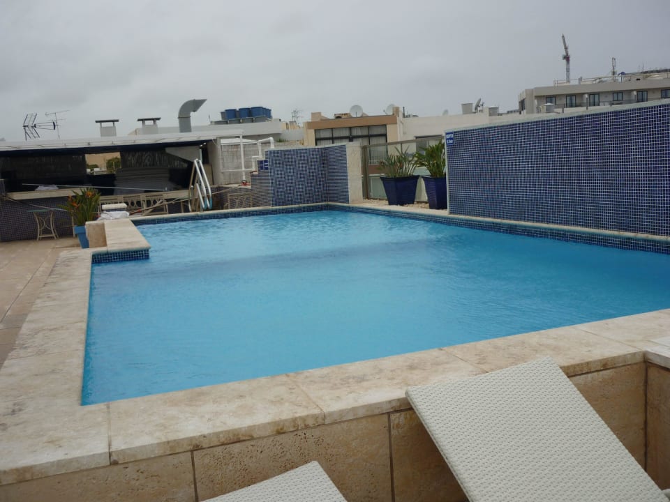 Pool auf dem Dach aber leider zu kalt im Februar Juliani