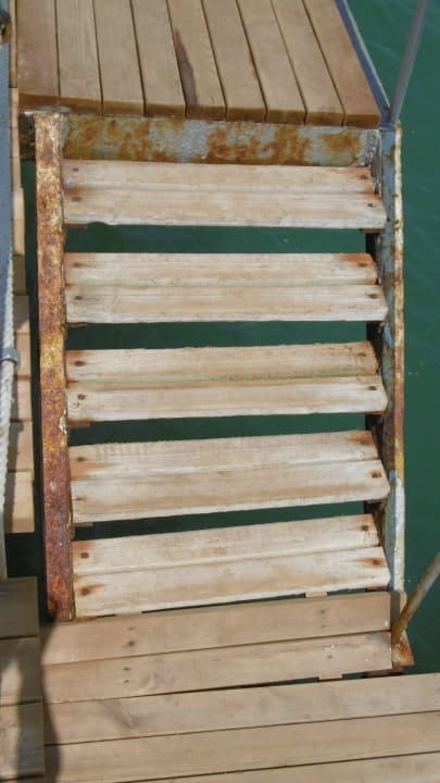 Kaputter Steg Sirene Belek Hotel