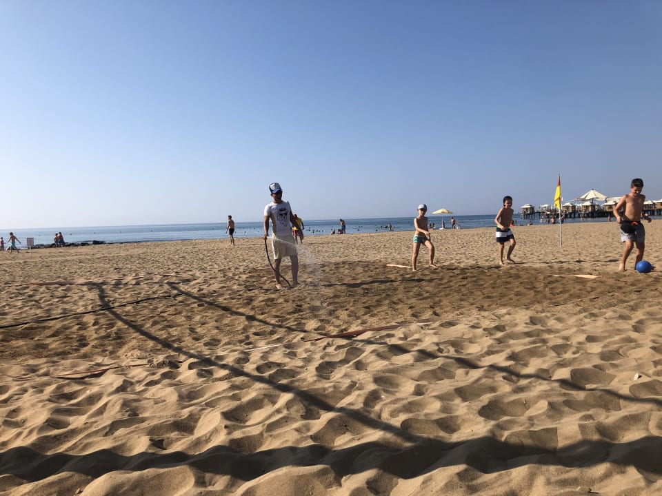 Strand Mary Hotel Side