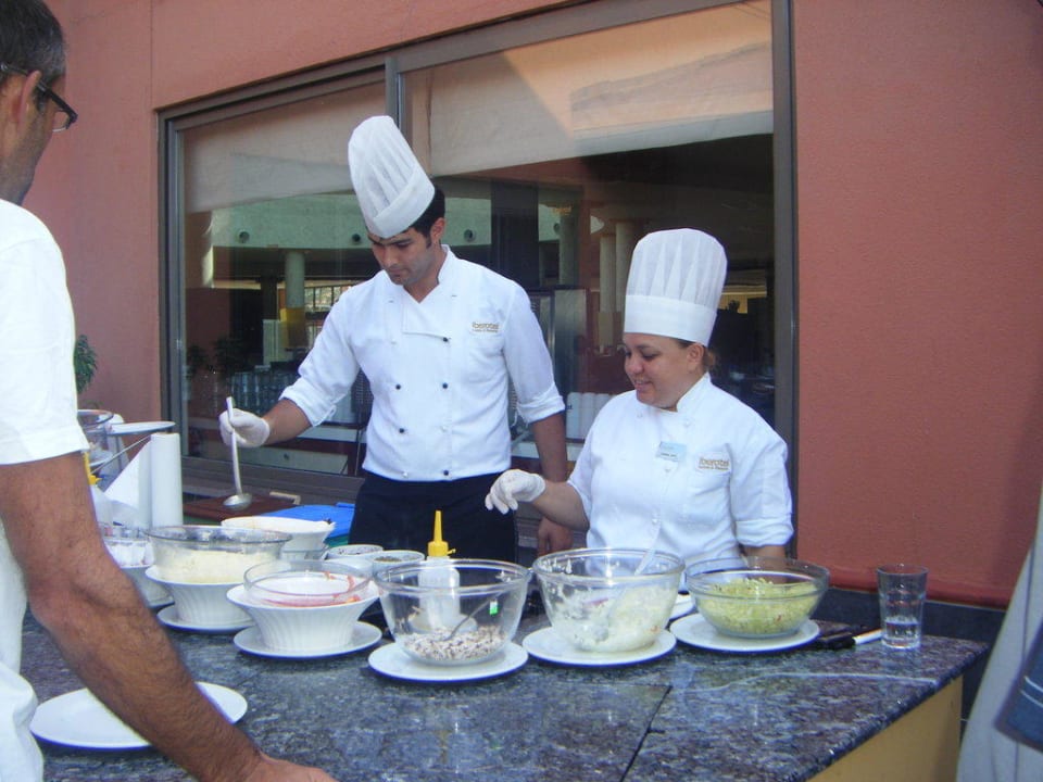 Super Omeletts TUI BLUE Palm Garden