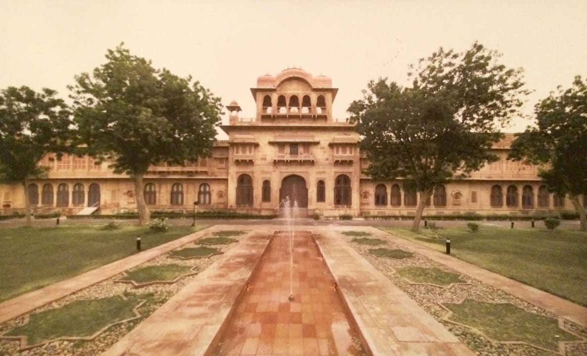 Außenansicht Hotel Laxmi Niwas Palace