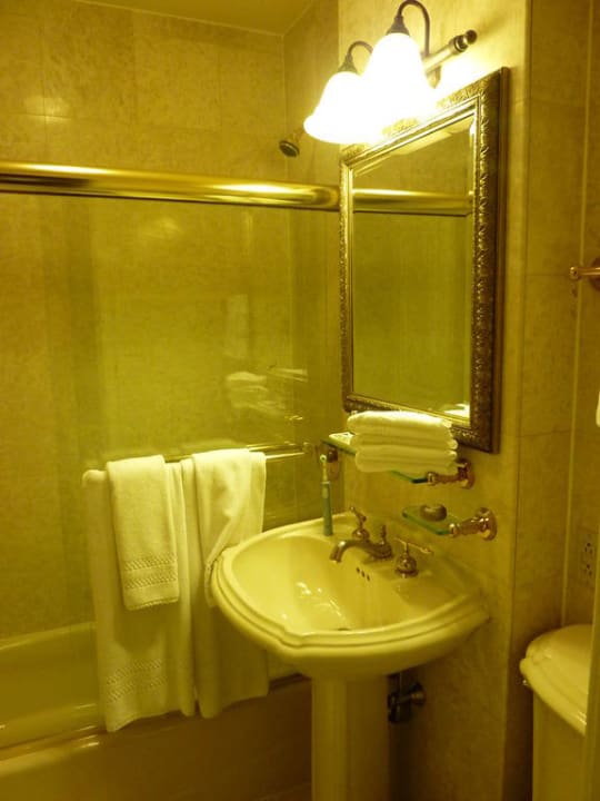 Salle de bain Hotel The Iroquois