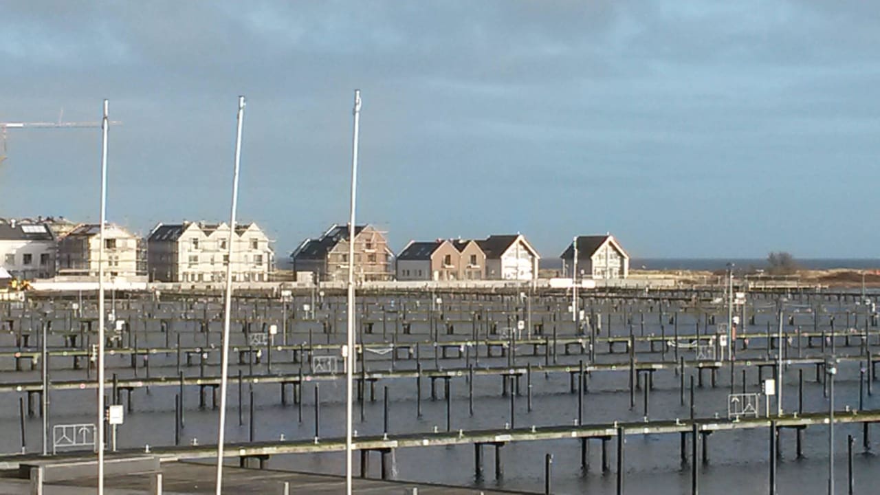 Ausblick Yachthafen, andere Richtung wäre Fehmarn Hafenhotel Meereszeiten