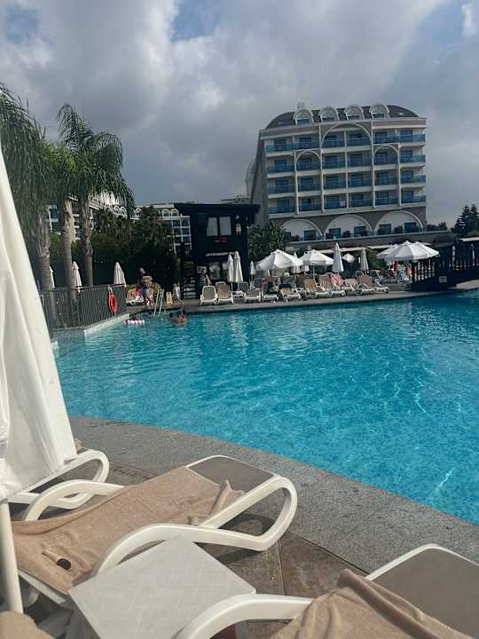 Pool Adalya Elite Lara