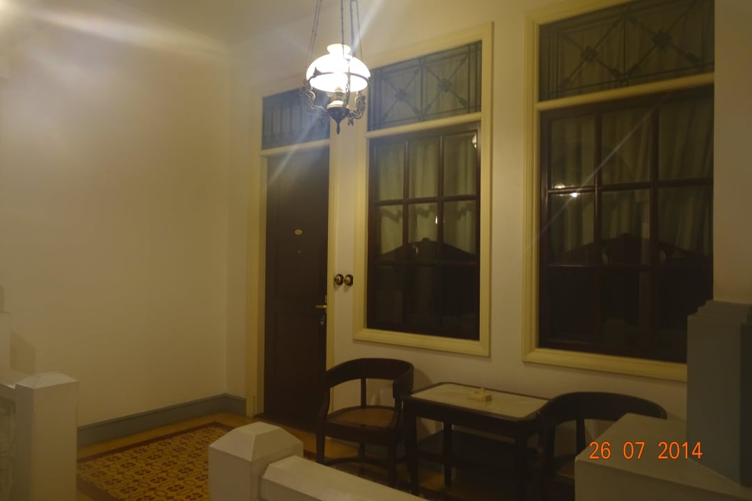 Veranda vor dem Zimmer Hotel Majapahit Surabaya