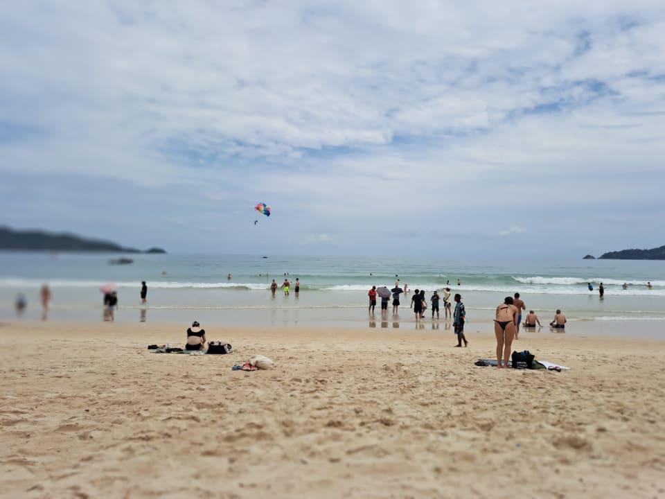 Strand Andaman Embrace Patong