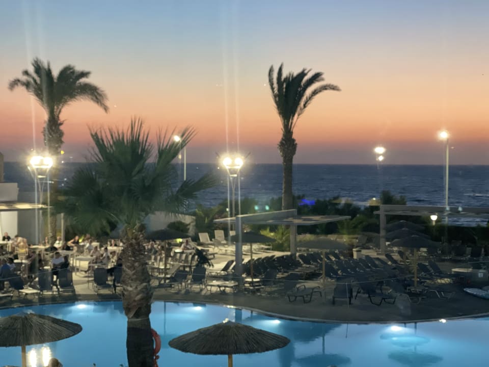 Ausblick Akti Imperial Deluxe Resort & Spa Dolce by Wyndham