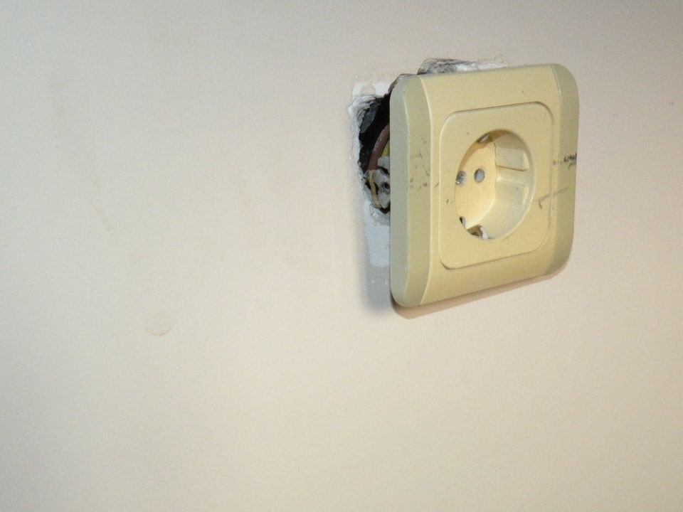 Steckdose Enki Hotel