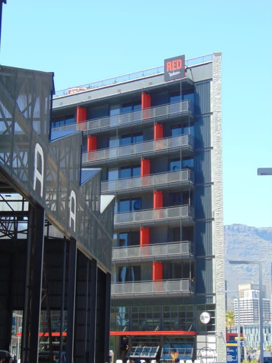 Außenansicht Radisson RED Cape Town