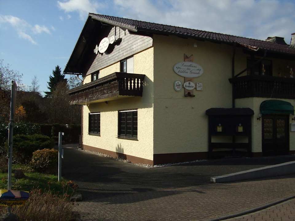 Hausansicht Landhaus im kühlen Grunde