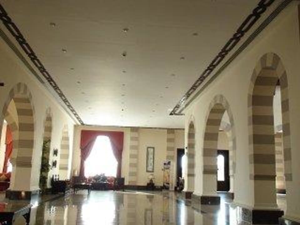 Der Eingangsbereich des Hotels - Klasse Stella Beach Resort & Spa Makadi Bay