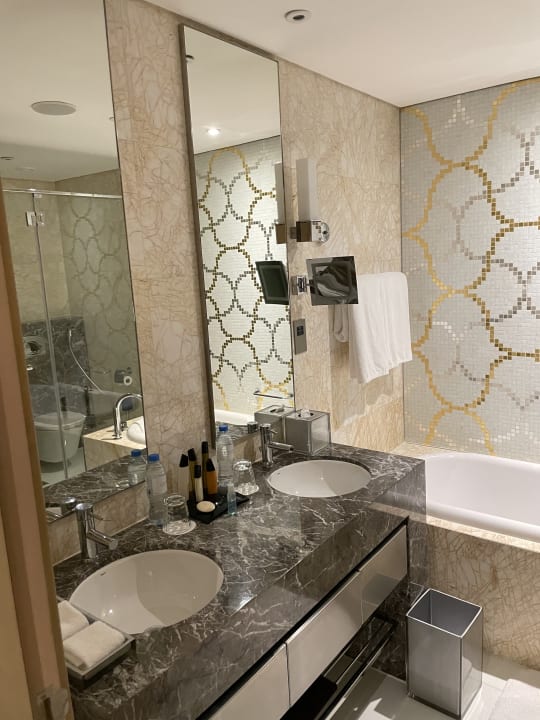 Zimmer Conrad Abu Dhabi Etihad Towers