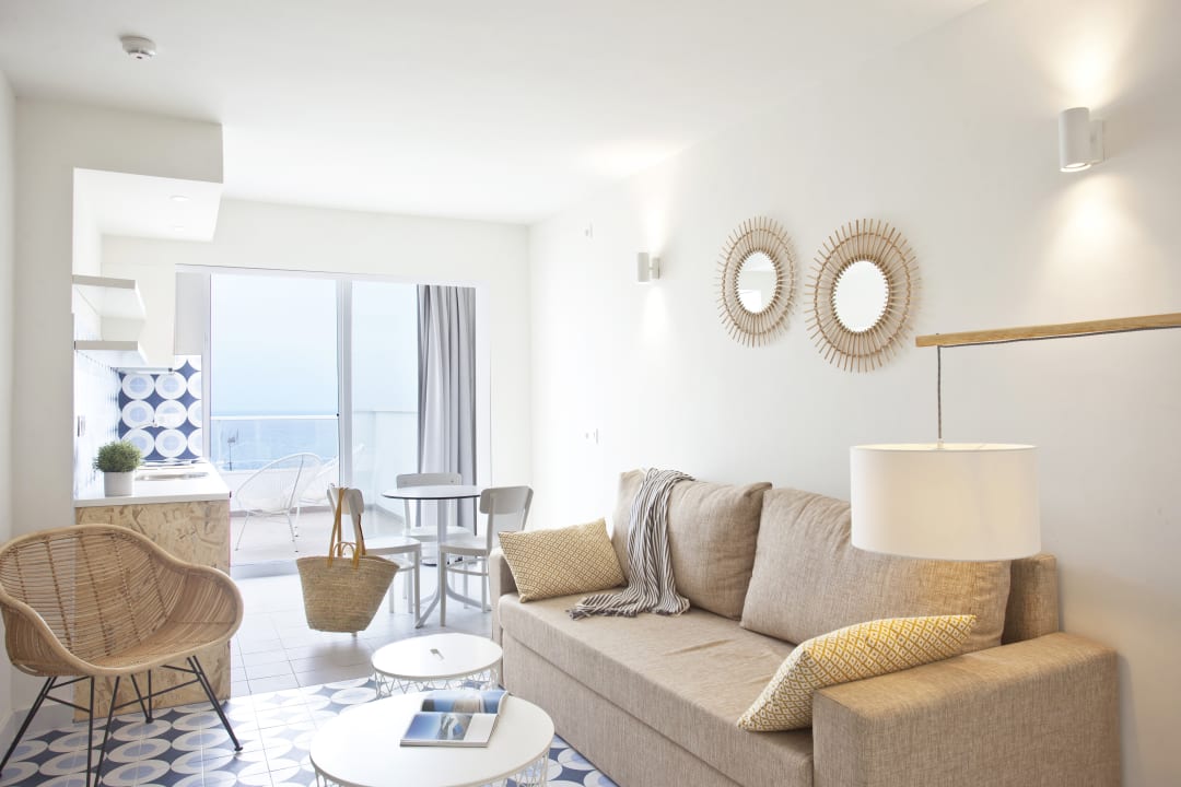 Zimmer BJ Cala Morlanda Estudios