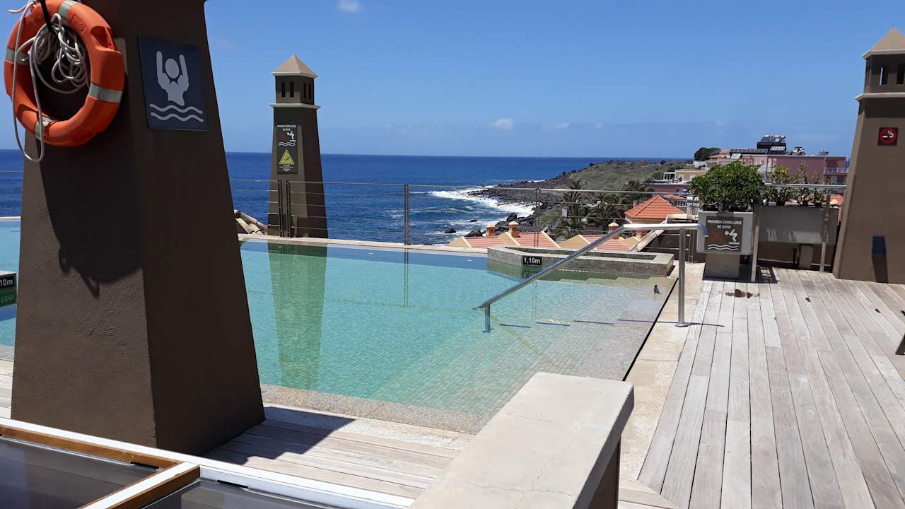 Pool Hotel Playa Calera