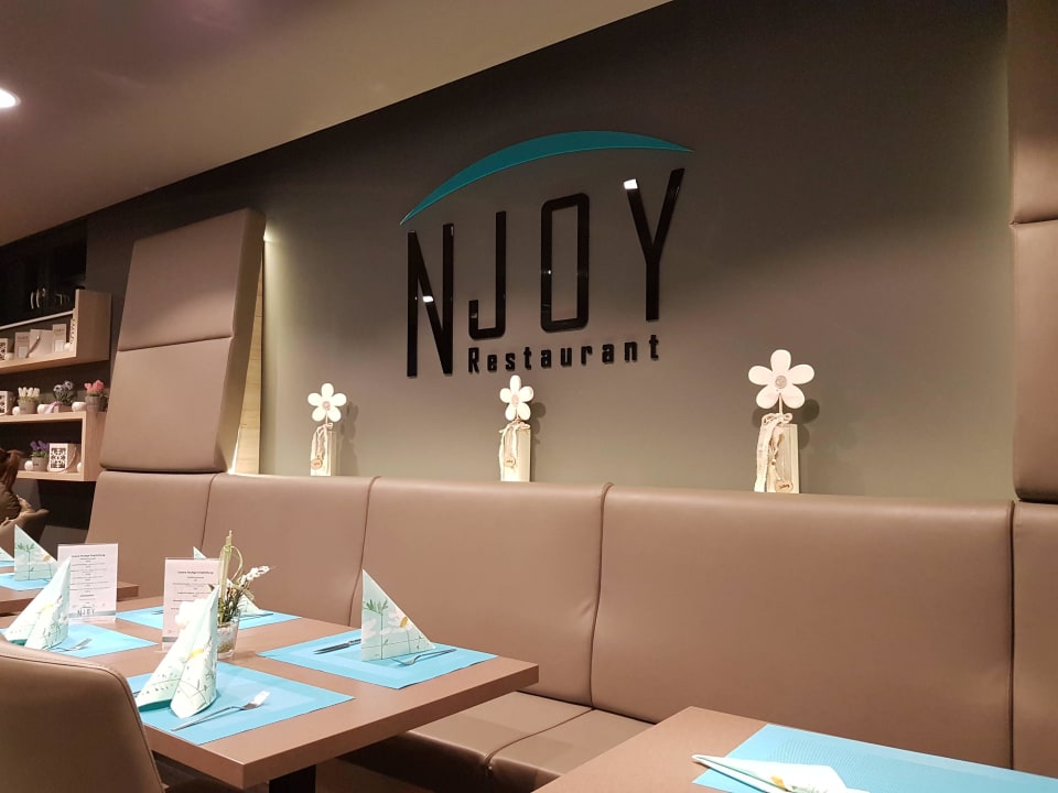 NJoy Restaurant Travelinjoy Design Hotel