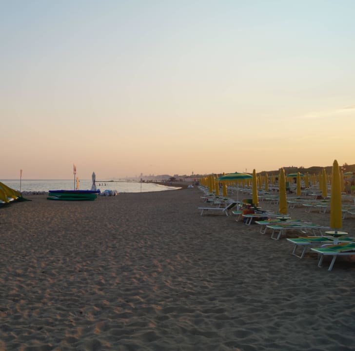 Blick Richtung Jesolo Zentrum Hotel Beau Rivage Pineta