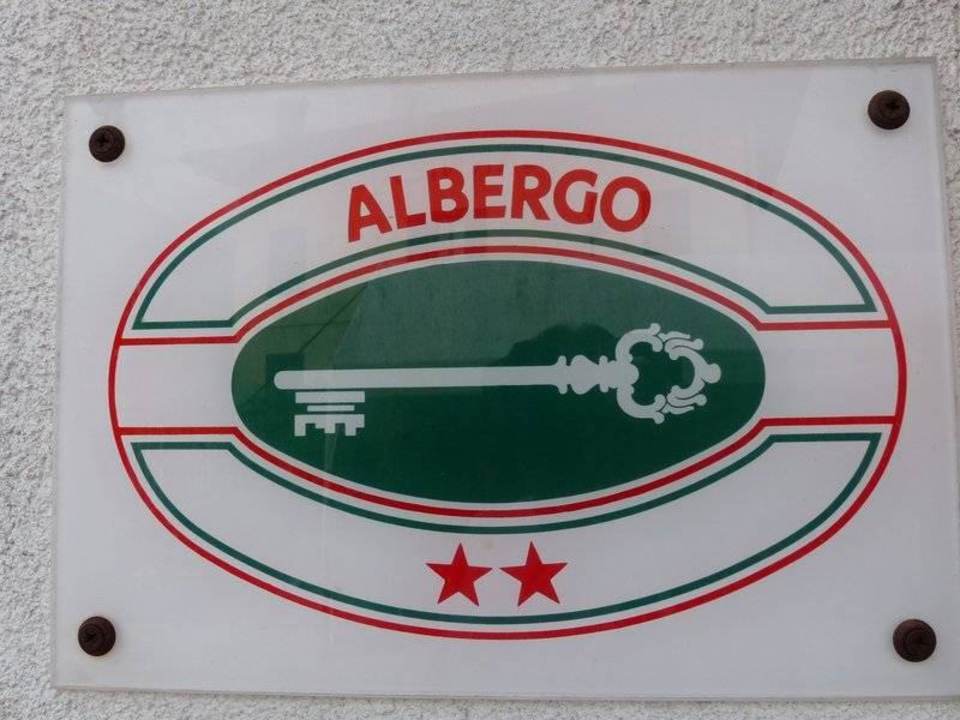 Hat mehr als 2 ** verdient Pension Alla Pineta