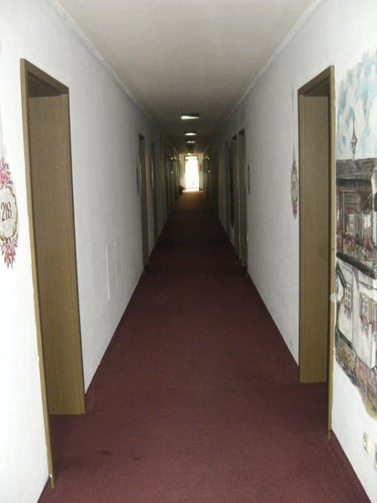 Etagen-Gang Sporthotel Wilder Kaiser