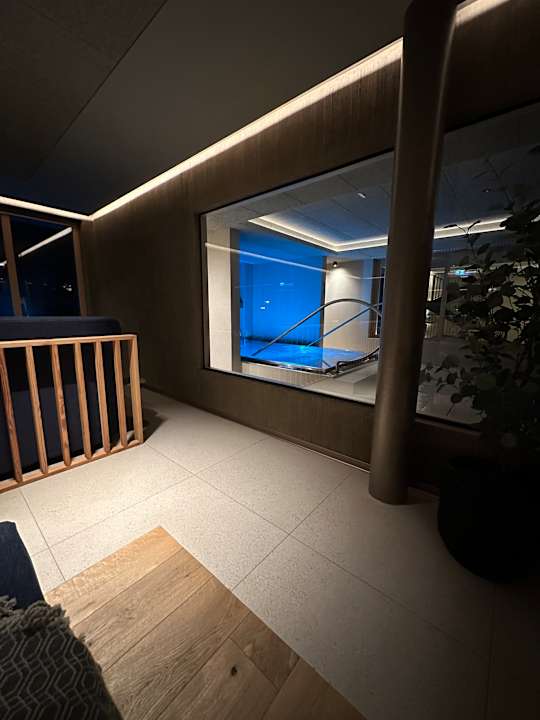 Pool Falkensteiner Hotel Kronplatz - The Leading Hotels of the World