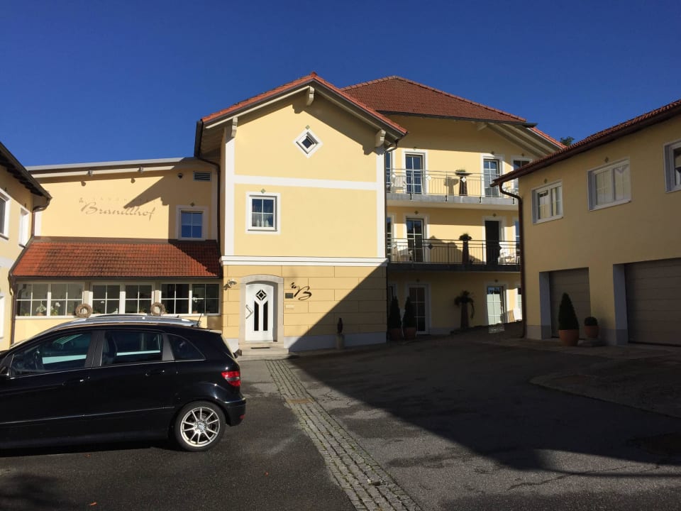 Innenhof Landhotel Brandlhof