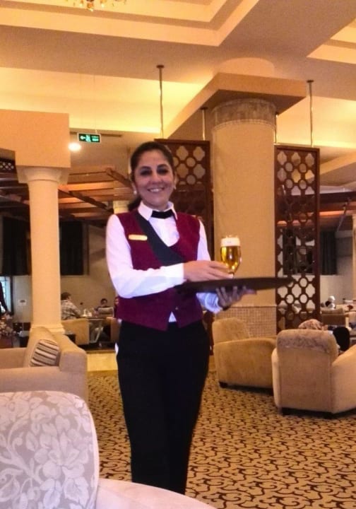 Hülja von der Aspendos Bar Fame Residence Lara & Spa