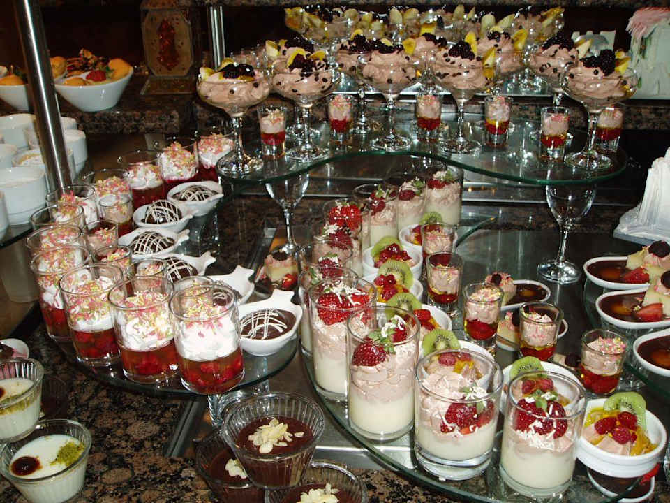 Kleiner Ausschnitt vom Nachspeisenbuffet Spice Hotel & Spa