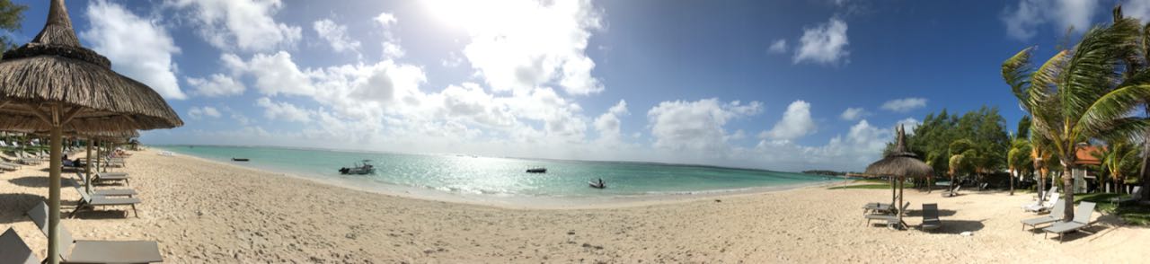 Strand Crystals Beach Resort Belle Mare, a member of Radisson Individuals