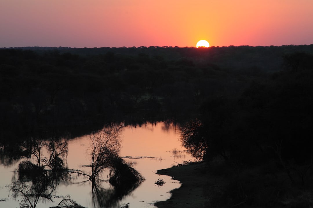 Sonnenuntergang Meno a Kwena Tented Camp