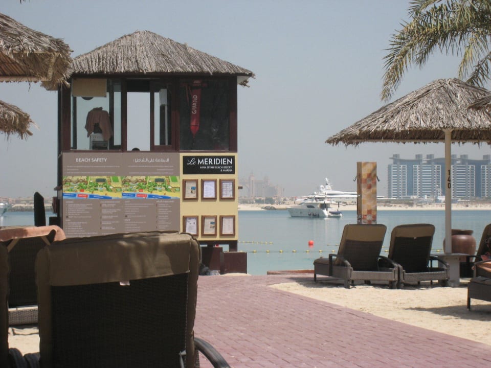 Blick aufs Meer Le Meridien Mina Seyahi Beach Resort & Waterpark