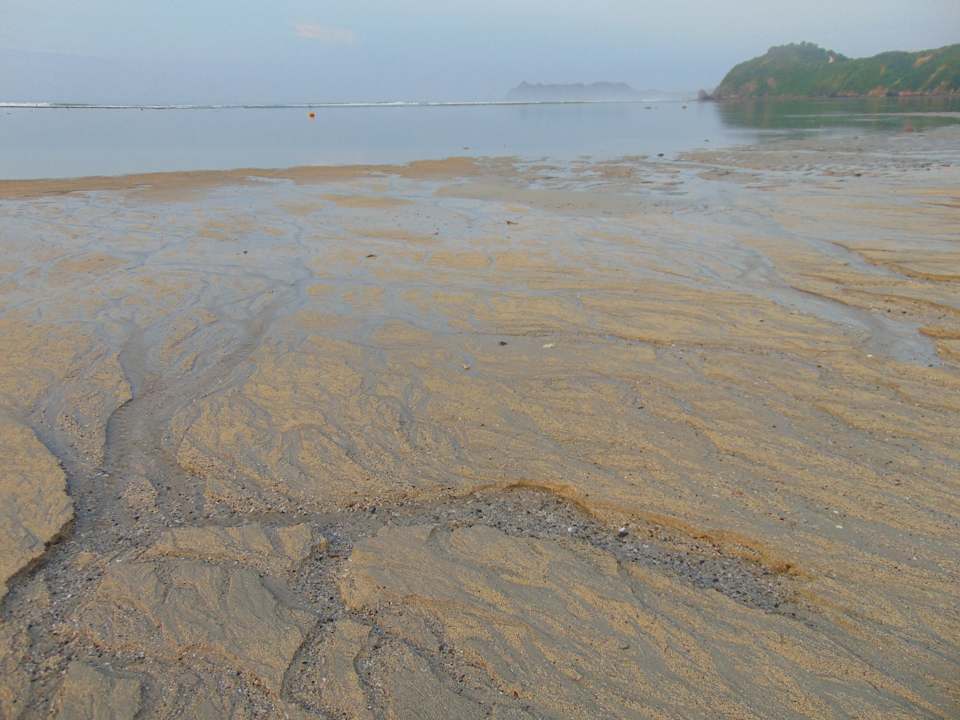 Strand Amber Lombok Beach Resort