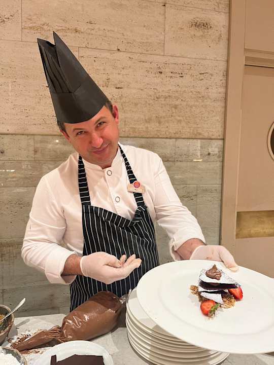 Gastro Acanthus Cennet Barut Collection