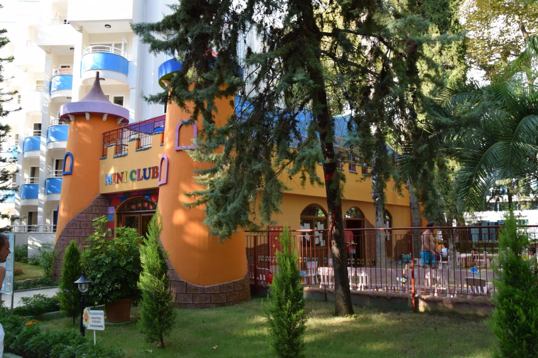 Mini-Club für Kinder Hotel Botanik Platinum