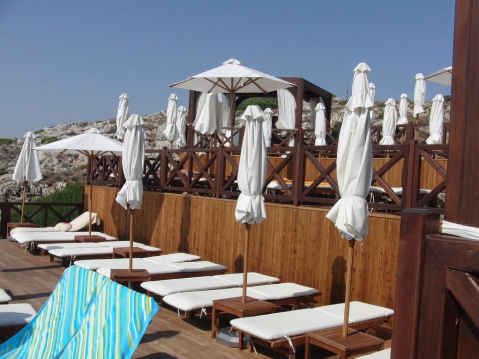 Freie Liegen Hotel Kalithea Horizon Royal